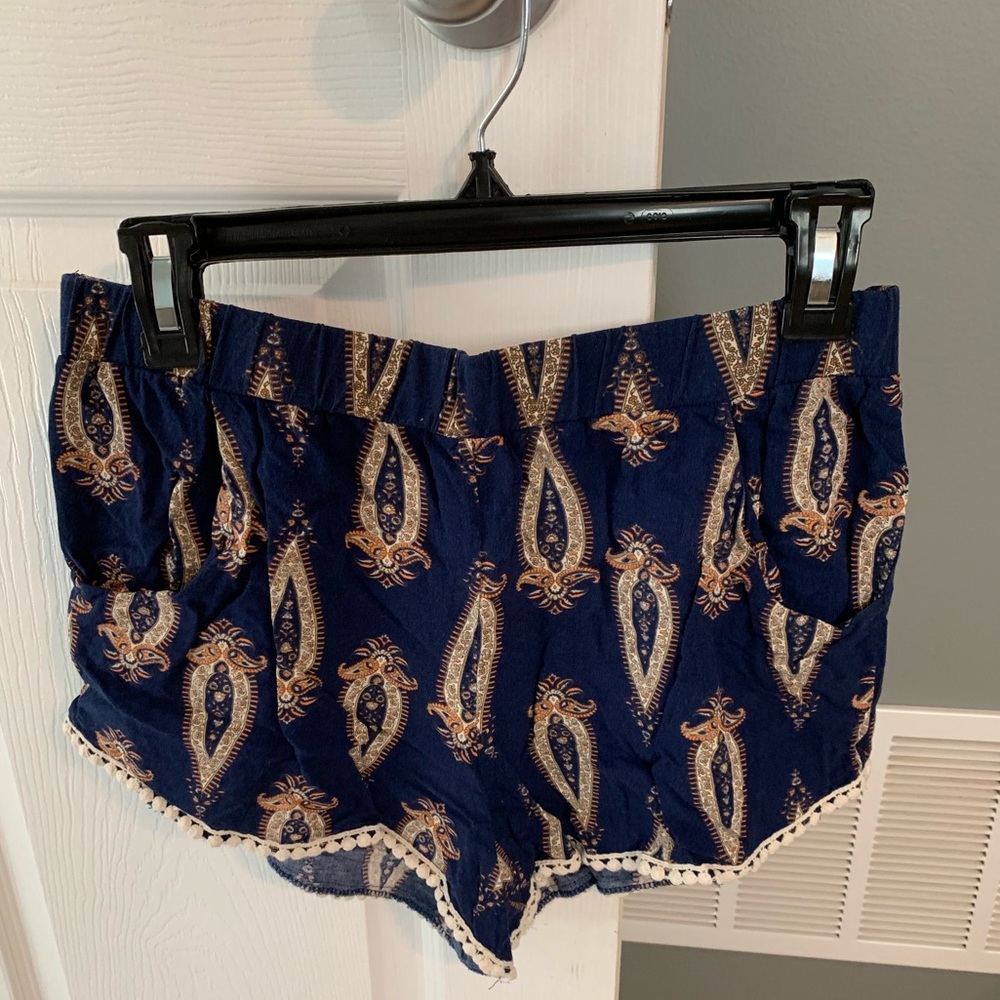 Pattern shorts